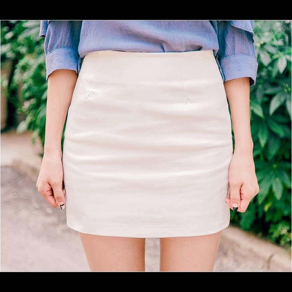 Korean white skirt